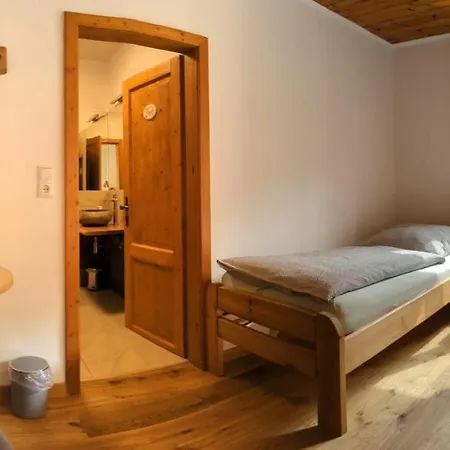 Fruehstueckspension Couette-café 3*