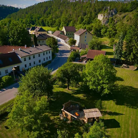 Fruehstueckspension 3* Eibenstein